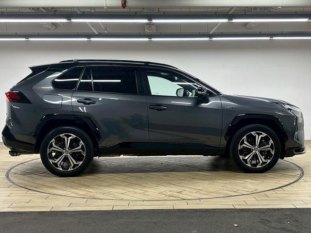 TOYOTA RAV4 PHV BLACK TONE
