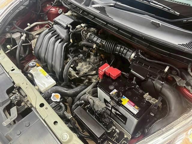 ジューク ◆１５ＲＳ　ＴｙｐｅＶ　禁煙車／バックカメラ／純正ナビ／ＥＴＣ／ＣＤ点ＤＶＤ再生／スマートキー／電動格納ミラー／横滑り制御装置／マニュアルエアコン／マニュアルライト／肘置き／ブルートゥース（14枚目）