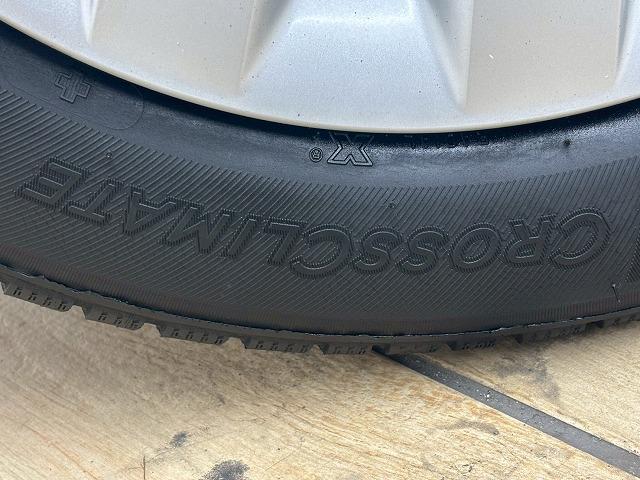 ジューク ◆１５ＲＳ　ＴｙｐｅＶ　禁煙車／バックカメラ／純正ナビ／ＥＴＣ／ＣＤ点ＤＶＤ再生／スマートキー／電動格納ミラー／横滑り制御装置／マニュアルエアコン／マニュアルライト／肘置き／ブルートゥース（58枚目）