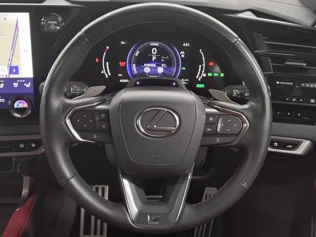 ＲＸ ＲＸ５００ｈ　“Ｆ　ＳＰＯＲＴ　Ｐｅｒｆｏｒｍａｎｃｅ”　１オナ／パノラマ／デジタルミラー／オレンジキャリーパー／シートヒーター／ＡＰＰカープレイ／レクサスチームメイト／ワイヤレス充電／ステアリングヒーター／シートクーラー（14枚目）