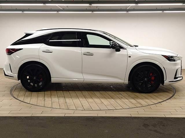 ＲＸ ＲＸ５００ｈ　“Ｆ　ＳＰＯＲＴ　Ｐｅｒｆｏｒｍａｎｃｅ”　１オナ／パノラマ／デジタルミラー／オレンジキャリーパー／シートヒーター／ＡＰＰカープレイ／レクサスチームメイト／ワイヤレス充電／ステアリングヒーター／シートクーラー（18枚目）