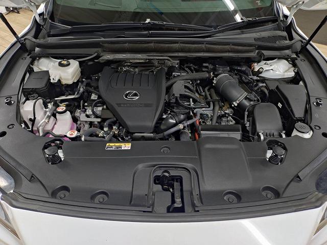 ＲＸ ＲＸ５００ｈ　“Ｆ　ＳＰＯＲＴ　Ｐｅｒｆｏｒｍａｎｃｅ”　１オナ／パノラマ／デジタルミラー／オレンジキャリーパー／シートヒーター／ＡＰＰカープレイ／レクサスチームメイト／ワイヤレス充電／ステアリングヒーター／シートクーラー（68枚目）