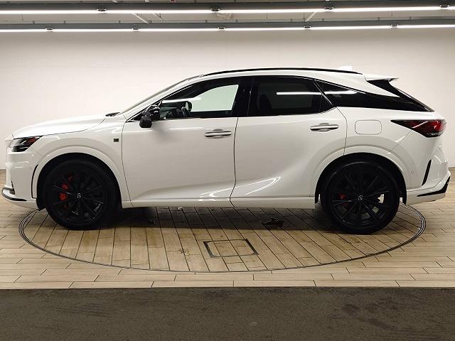 ＲＸ ＲＸ５００ｈ　“Ｆ　ＳＰＯＲＴ　Ｐｅｒｆｏｒｍａｎｃｅ”　１オナ／パノラマ／デジタルミラー／オレンジキャリーパー／シートヒーター／ＡＰＰカープレイ／レクサスチームメイト／ワイヤレス充電／ステアリングヒーター／シートクーラー（77枚目）