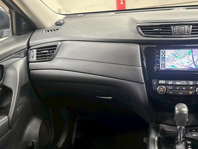 NISSAN X-TRAIL 20XI