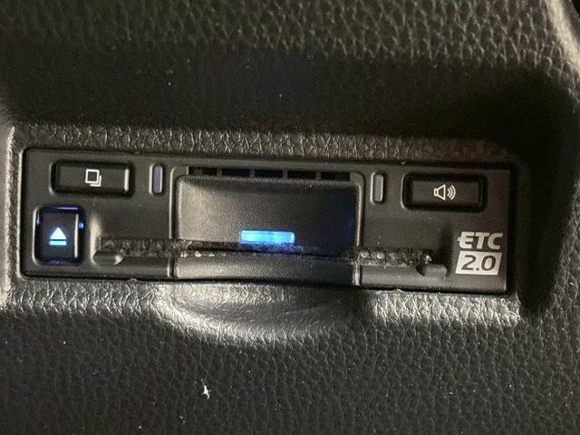 ヴォクシー S-Z 禁煙車/両側パワースライド/フリップダウン/レーダークルーズ/AC100V/ETC/シートヒーター/オートハイビーム/バックカメラ/HDMI/Wエアコン/CD・DVD再生/(13枚目)