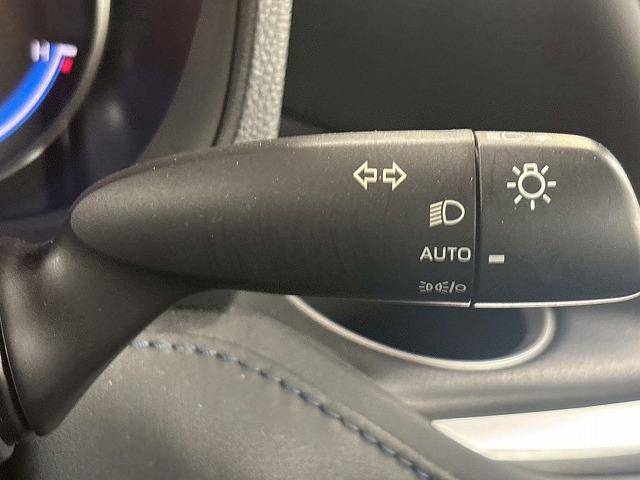 ヴォクシー S-Z 禁煙車/両側パワースライド/フリップダウン/レーダークルーズ/AC100V/ETC/シートヒーター/オートハイビーム/バックカメラ/HDMI/Wエアコン/CD・DVD再生/(28枚目)