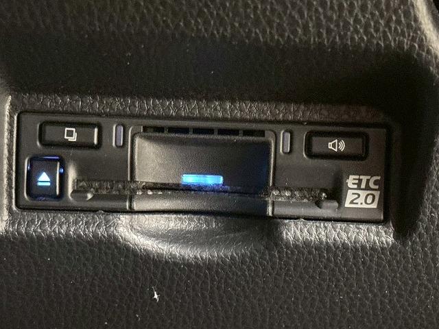 ヴォクシー S-Z 禁煙車/両側パワースライド/フリップダウン/レーダークルーズ/AC100V/ETC/シートヒーター/オートハイビーム/バックカメラ/HDMI/Wエアコン/CD・DVD再生/(32枚目)