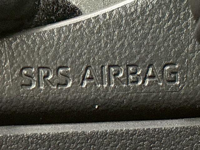 ヴォクシー S-Z 禁煙車/両側パワースライド/フリップダウン/レーダークルーズ/AC100V/ETC/シートヒーター/オートハイビーム/バックカメラ/HDMI/Wエアコン/CD・DVD再生/(50枚目)