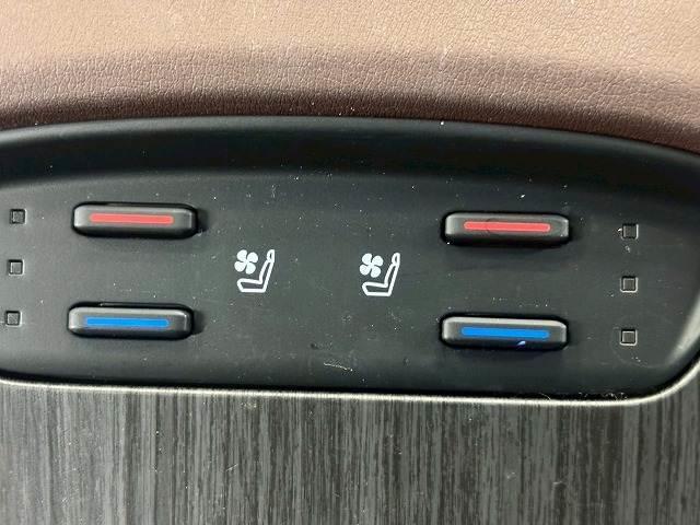 ハリアーハイブリッド Z “Leather Package” 禁煙/全周囲/電動リアゲート/JBL/レーダークルーズ/デジタルミラー/AC100V/シートヒーター&シートクーラー/AC100V/ヘッドアップディスプレイ/ステアリングヒーター/アップルカープレイ(8枚目)