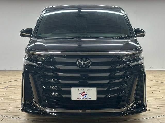 TOYOTA VELLFIRE HYBRID Z PREMIER