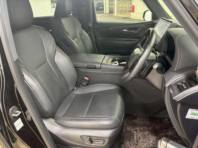 TOYOTA VELLFIRE HYBRID Z PREMIER