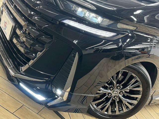 TOYOTA VELLFIRE HYBRID Z PREMIER