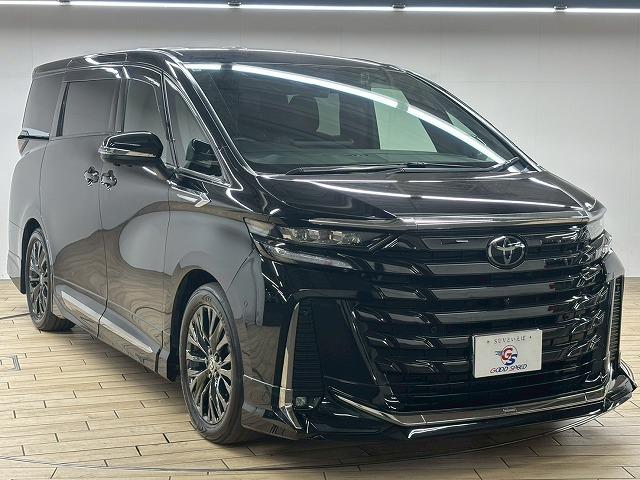 TOYOTA VELLFIRE HYBRID Z PREMIER