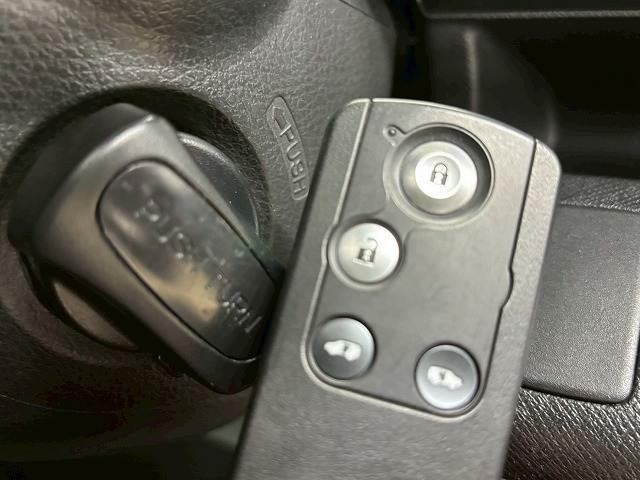 ステップワゴンスパーダ Z クールスピリット 禁煙車/両側パワースライド/バックカメラ/クルーズコントロール/パドルシフト/ETC/ステアリングスイッチ/CD・DVD再生/オートライト/オートエアコン(15枚目)