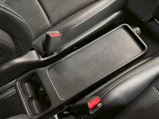ステップワゴンスパーダ Z クールスピリット 禁煙車/両側パワースライド/バックカメラ/クルーズコントロール/パドルシフト/ETC/ステアリングスイッチ/CD・DVD再生/オートライト/オートエアコン(28枚目)