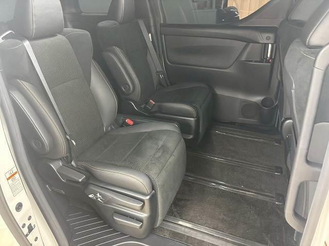 TOYOTA ALPHARD 2.5S TYPE GOLD