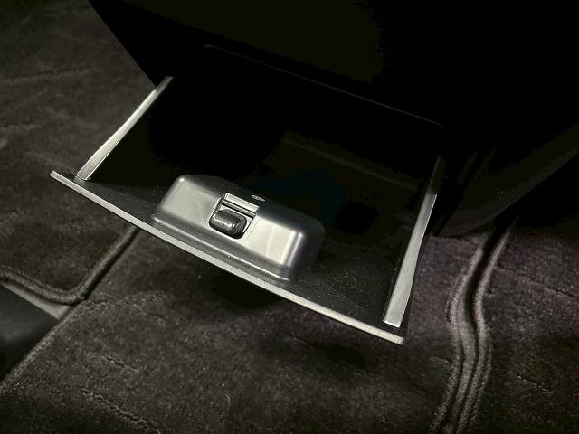 TOYOTA ALPHARD 2.5S TYPE GOLD