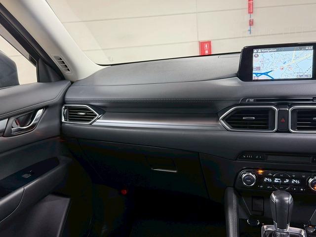 CX-5 XD プロアクティブ 禁煙車/全周囲/ブラインドスポット/ETC/電動リアゲート/レーダークルーズ/シートヒーター/ヘッドアップディスプレイ/アップルカープレイ/ステアリングヒーター/シートメモリー(49枚目)
