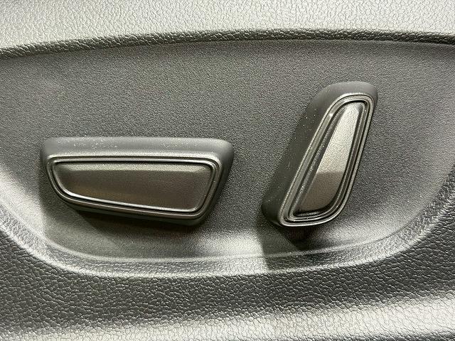 クラウンスポーツ SPORT Z (HEV) 1オナ/全周囲/モデリスタ/デジタルミラー/メーカーナビ/トヨタチームメイト/シートクーラー/ワイヤレス充電/アップルカープレイ/ブラインドスポット/電動リアゲート/AC100V(30枚目)