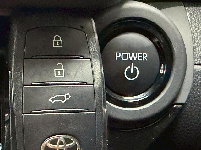 クラウンスポーツ SPORT Z (HEV) 1オナ/全周囲/モデリスタ/デジタルミラー/メーカーナビ/トヨタチームメイト/シートクーラー/ワイヤレス充電/アップルカープレイ/ブラインドスポット/電動リアゲート/AC100V(32枚目)