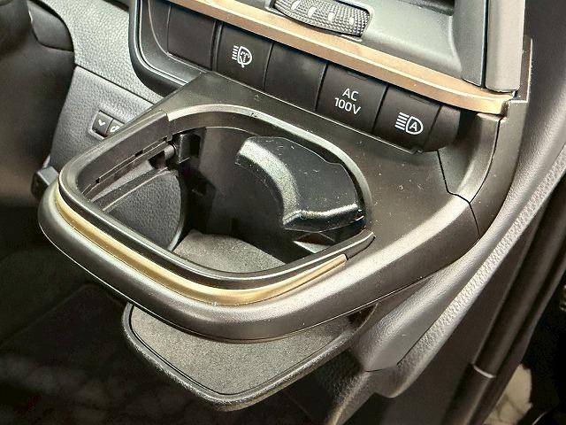 クラウンスポーツ SPORT Z (HEV) 1オナ/全周囲/モデリスタ/デジタルミラー/メーカーナビ/トヨタチームメイト/シートクーラー/ワイヤレス充電/アップルカープレイ/ブラインドスポット/電動リアゲート/AC100V(45枚目)