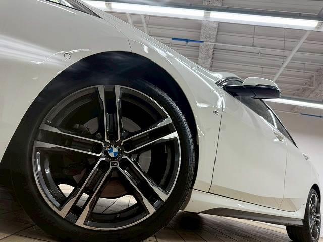 2シリーズ 218d M Sport Edition Joy+ 禁煙車/アップルカープレイ/ワイヤレス充電/バーチャルコックピット/レーダークルーズ/バックカメラ/インテリジェントセーフティ/ブレーキホールド/ブラインドスポット(11枚目)