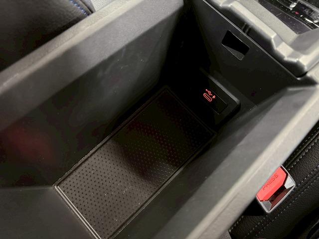 2シリーズ 218d M Sport Edition Joy+ 禁煙車/アップルカープレイ/ワイヤレス充電/バーチャルコックピット/レーダークルーズ/バックカメラ/インテリジェントセーフティ/ブレーキホールド/ブラインドスポット(33枚目)