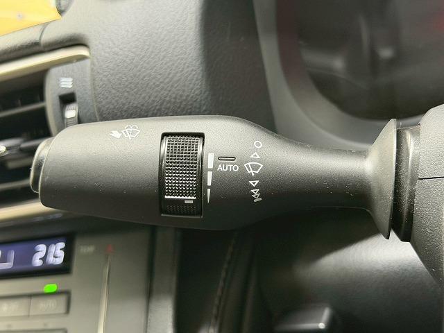 RC RC300h F SPORT 禁煙車/バックカメラ/クルーズコントロール/ステアリングヒーター/シートクーラー/ETC/シートヒーター/バックカメラ/シートメモリー/クリアランスソナー/パドルシフト/ステアリングスイッチ(38枚目)