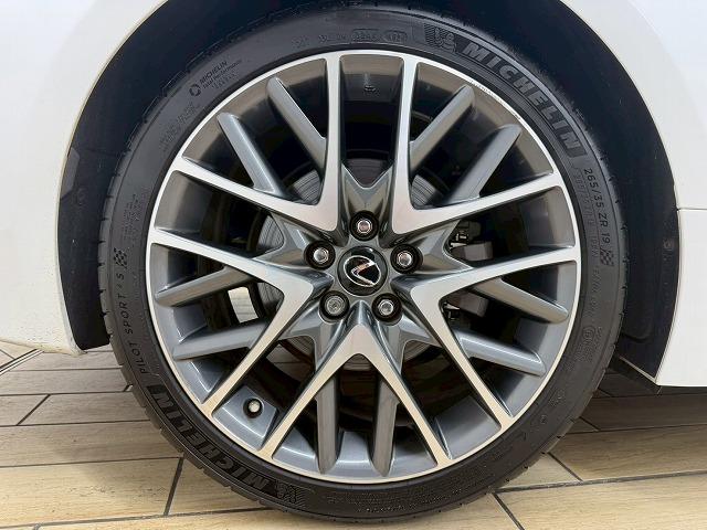 RC RC300h F SPORT 禁煙車/バックカメラ/クルーズコントロール/ステアリングヒーター/シートクーラー/ETC/シートヒーター/バックカメラ/シートメモリー/クリアランスソナー/パドルシフト/ステアリングスイッチ(62枚目)