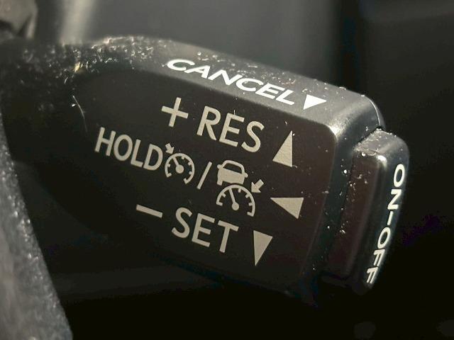 ランドクルーザープラド ＴＸ　禁煙車／サンルーフ／レーダークルーズ／ＥＴＣ／アルパイン／バックカメラ／オートハイビーム／ＣＤ・ＤＶＤ再生／レーンキープ／衝突軽減／クリアランスソナー／オートハイビーム（26枚目）