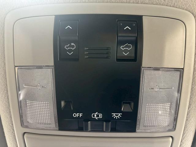ランドクルーザープラド ＴＸ　禁煙車／サンルーフ／レーダークルーズ／ＥＴＣ／アルパイン／バックカメラ／オートハイビーム／ＣＤ・ＤＶＤ再生／レーンキープ／衝突軽減／クリアランスソナー／オートハイビーム（38枚目）