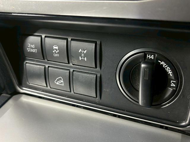 ランドクルーザープラド ＴＸ　禁煙車／サンルーフ／レーダークルーズ／ＥＴＣ／アルパイン／バックカメラ／オートハイビーム／ＣＤ・ＤＶＤ再生／レーンキープ／衝突軽減／クリアランスソナー／オートハイビーム（40枚目）