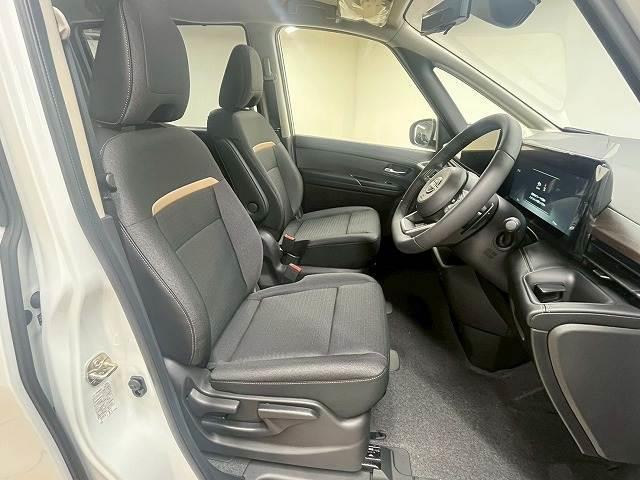 NISSAN SERENA HIGHWAY STAR V