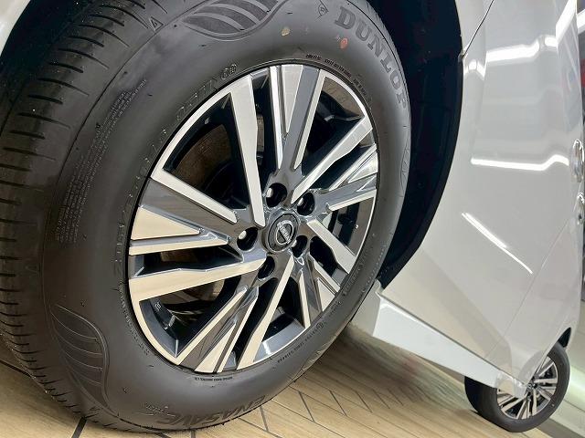 NISSAN SERENA HIGHWAY STAR V