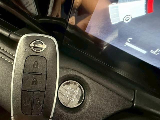 セレナ ハイウェイスターV 未使用/両側パワースライド/デジタルミラー/プロパイロット/シートヒーター/全周囲/アップルカープレイ/ステアリングヒーター/パドルシフト/ブラインドスポット/レーダークルーズ(16枚目)