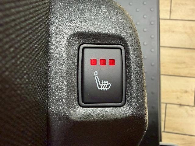 セレナ ハイウェイスターV 未使用/両側パワースライド/デジタルミラー/プロパイロット/シートヒーター/全周囲/アップルカープレイ/ステアリングヒーター/パドルシフト/ブラインドスポット/レーダークルーズ(31枚目)