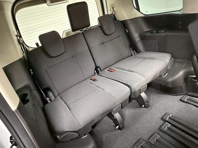 セレナ ハイウェイスターV 未使用/両側パワースライド/デジタルミラー/プロパイロット/シートヒーター/全周囲/アップルカープレイ/ステアリングヒーター/パドルシフト/ブラインドスポット/レーダークルーズ(58枚目)