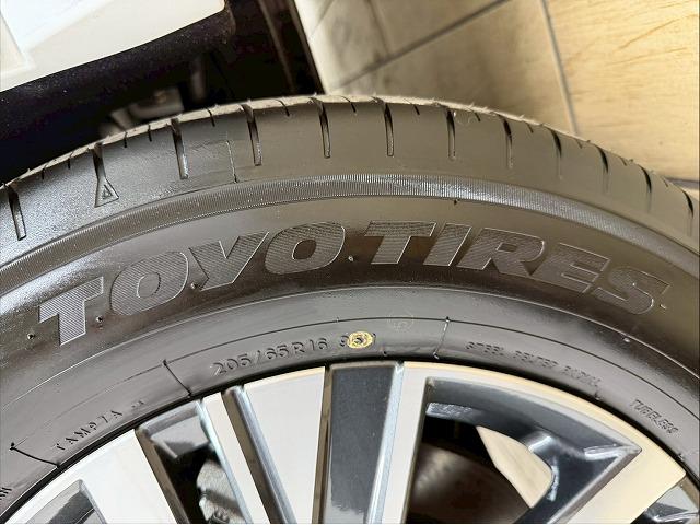 セレナ ハイウェイスターV 未使用/両側パワースライド/デジタルミラー/プロパイロット/シートヒーター/全周囲/アップルカープレイ/ステアリングヒーター/パドルシフト/ブラインドスポット/レーダークルーズ(66枚目)