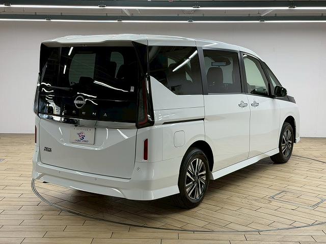 セレナ ハイウェイスターV 未使用/両側パワースライド/デジタルミラー/プロパイロット/シートヒーター/全周囲/アップルカープレイ/ステアリングヒーター/パドルシフト/ブラインドスポット/レーダークルーズ(74枚目)