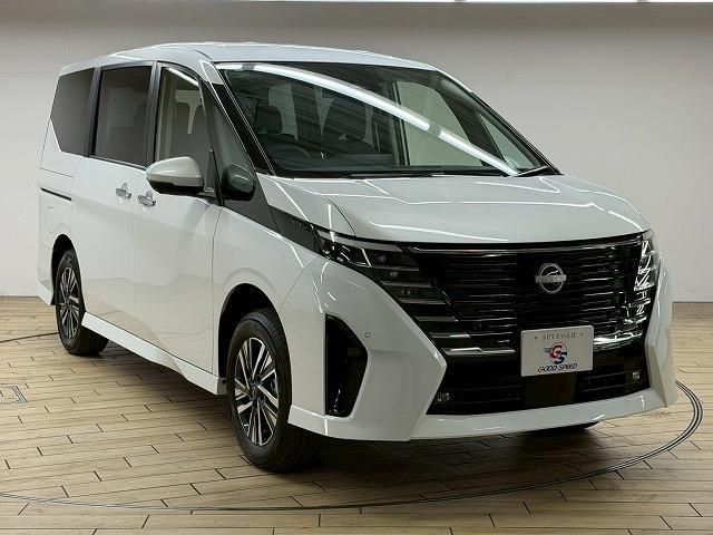 セレナ ハイウェイスターV 未使用/両側パワースライド/デジタルミラー/プロパイロット/シートヒーター/全周囲/アップルカープレイ/ステアリングヒーター/パドルシフト/ブラインドスポット/レーダークルーズ(75枚目)