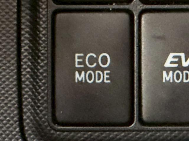 アクア S 禁煙車/純正7インチ/キーレス/オートエアコン/横滑り制御装置/マニュアルライト/エコモード/CD・DVD再生/助手席エアバック/純正ホイールキャップ/(25枚目)