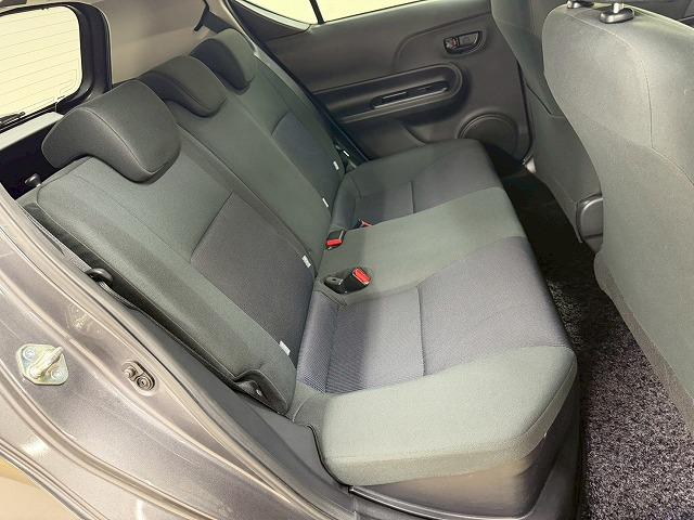 アクア S 禁煙車/純正7インチ/キーレス/オートエアコン/横滑り制御装置/マニュアルライト/エコモード/CD・DVD再生/助手席エアバック/純正ホイールキャップ/(51枚目)