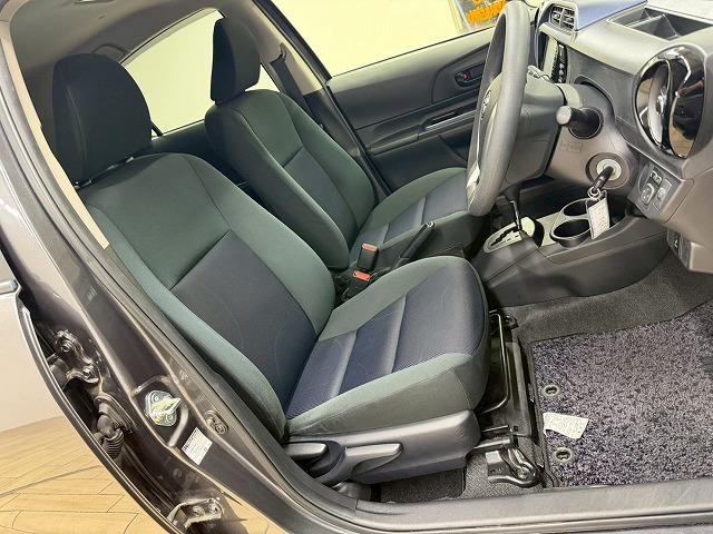 アクア S 禁煙車/純正7インチ/キーレス/オートエアコン/横滑り制御装置/マニュアルライト/エコモード/CD・DVD再生/助手席エアバック/純正ホイールキャップ/(54枚目)