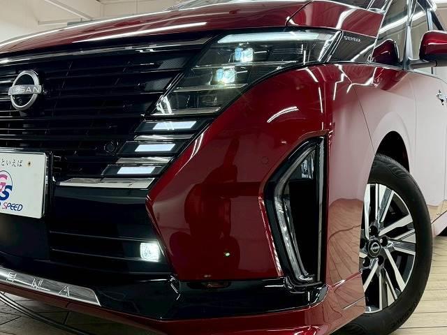 セレナ e-POWER ハイウェイスターV 禁煙車/全周囲/プロパイ/フリップダウン/シートヒーター/両側パワースライド/ステアリングヒーター/デジタルミラー/Wエアコン/レーダークルーズ/ブラインドスポット(12枚目)