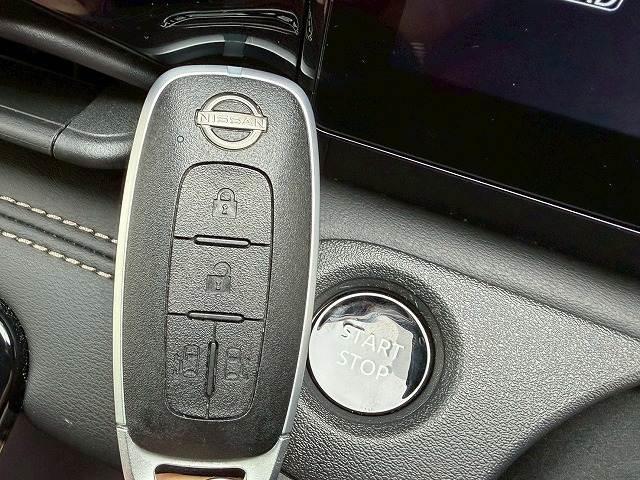 セレナ e-POWER ハイウェイスターV 禁煙車/全周囲/プロパイ/フリップダウン/シートヒーター/両側パワースライド/ステアリングヒーター/デジタルミラー/Wエアコン/レーダークルーズ/ブラインドスポット(16枚目)