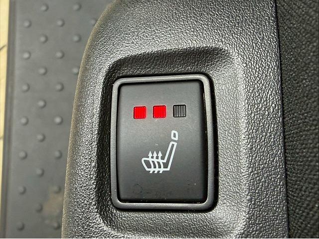 セレナ e-POWER ハイウェイスターV 禁煙車/全周囲/プロパイ/フリップダウン/シートヒーター/両側パワースライド/ステアリングヒーター/デジタルミラー/Wエアコン/レーダークルーズ/ブラインドスポット(32枚目)