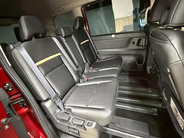 セレナ e-POWER ハイウェイスターV 禁煙車/全周囲/プロパイ/フリップダウン/シートヒーター/両側パワースライド/ステアリングヒーター/デジタルミラー/Wエアコン/レーダークルーズ/ブラインドスポット(58枚目)