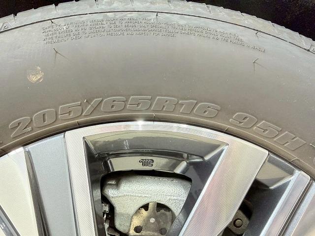 セレナ e-POWER ハイウェイスターV 禁煙車/全周囲/プロパイ/フリップダウン/シートヒーター/両側パワースライド/ステアリングヒーター/デジタルミラー/Wエアコン/レーダークルーズ/ブラインドスポット(62枚目)