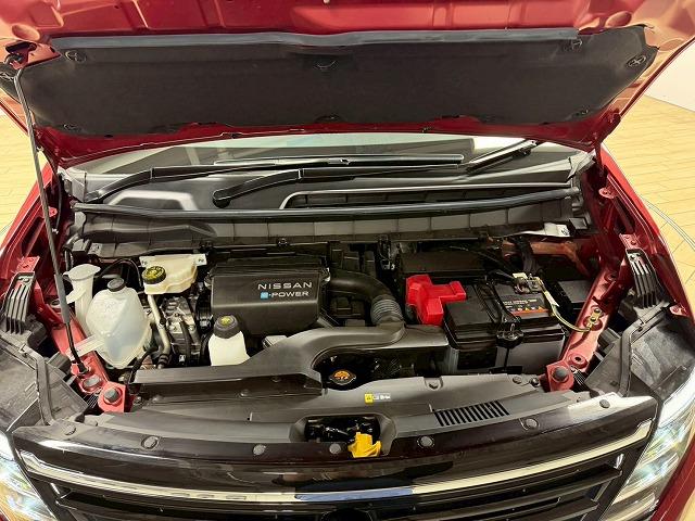 セレナ e-POWER ハイウェイスターV 禁煙車/全周囲/プロパイ/フリップダウン/シートヒーター/両側パワースライド/ステアリングヒーター/デジタルミラー/Wエアコン/レーダークルーズ/ブラインドスポット(67枚目)