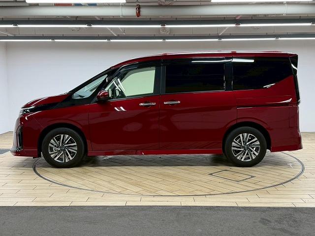 セレナ e-POWER ハイウェイスターV 禁煙車/全周囲/プロパイ/フリップダウン/シートヒーター/両側パワースライド/ステアリングヒーター/デジタルミラー/Wエアコン/レーダークルーズ/ブラインドスポット(74枚目)